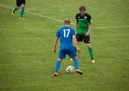 姆巴佩重返,巴黎赛场,身着战袍闪,广州赛马会,广州赛马,赛马赛事,赛马资讯